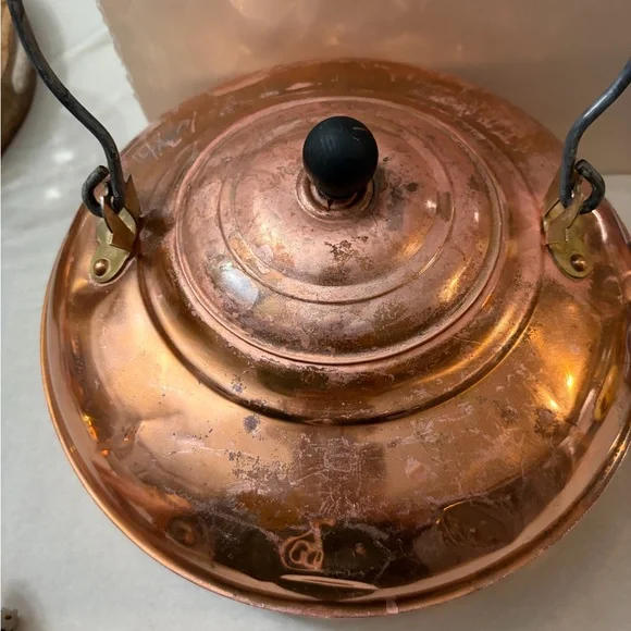 Vintage Revere Copper Tea Kettle with Black Handle - Picture 11 of 16